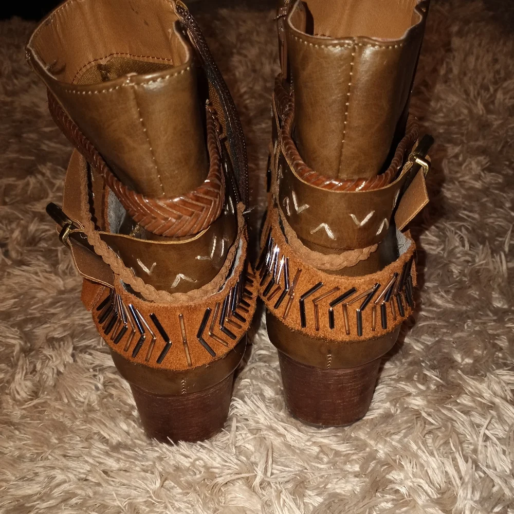 Western style boot - Picture 1 of 4